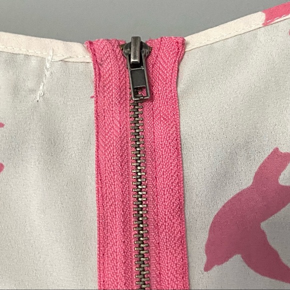 Kismet semi-sheer white with pink flared sleeveless top - Picture 2 of 8